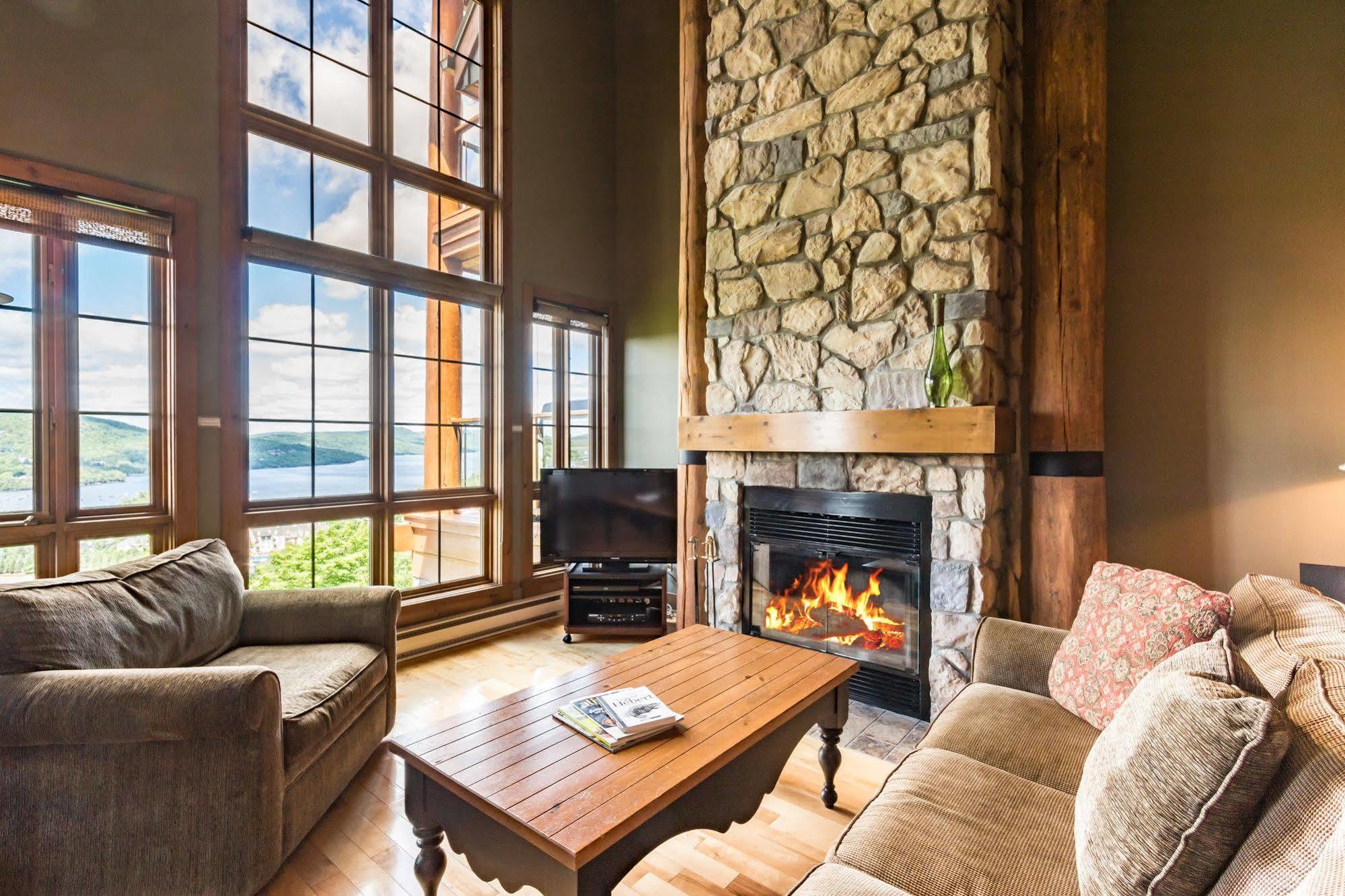 Equinox - Rvmt Hotel Mont-Tremblant Bagian luar foto