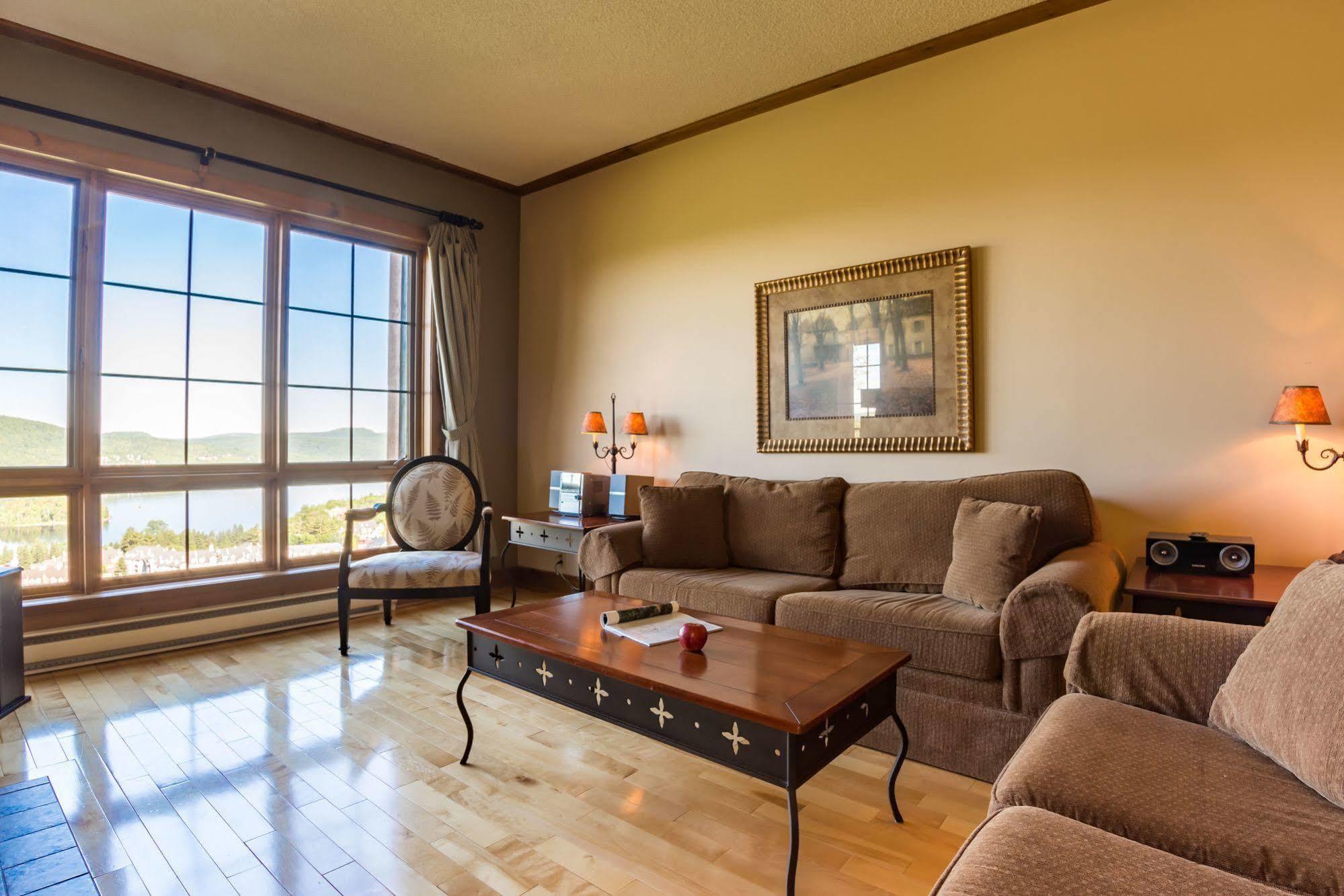 Equinox - Rvmt Hotel Mont-Tremblant Bagian luar foto