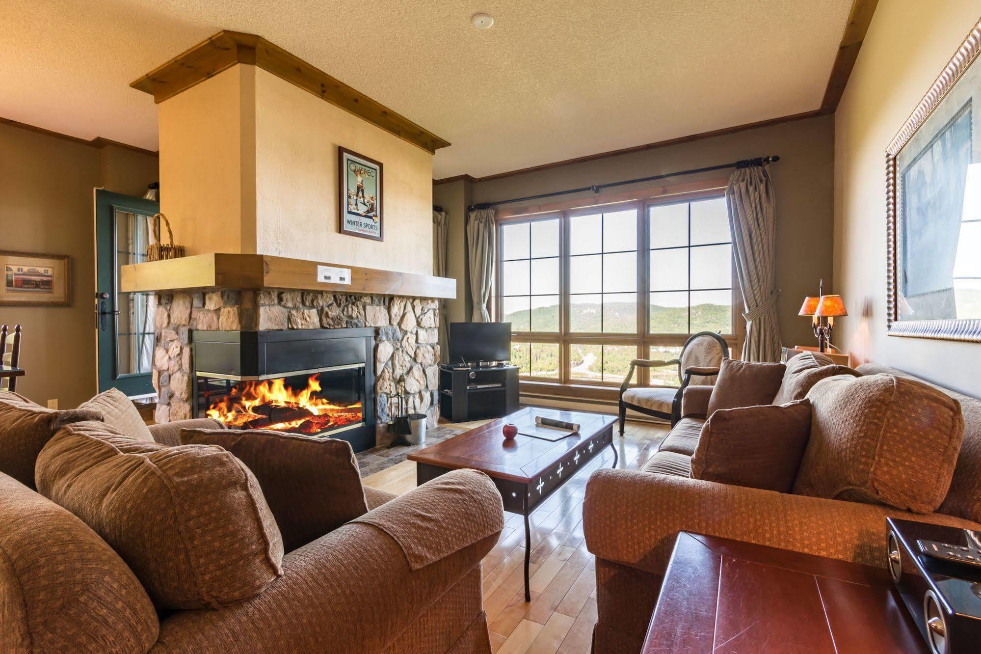 Equinox - Rvmt Hotel Mont-Tremblant Bagian luar foto